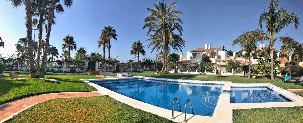 Beachfront Oasis In Costa Del Sol. กาเลตา เด เวเลซ ภายนอก รูปภาพ